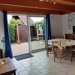 Maison Calme Et Lumineuse De Plain-pied, Jardin Et Piscine Domek alpejski Cabourg