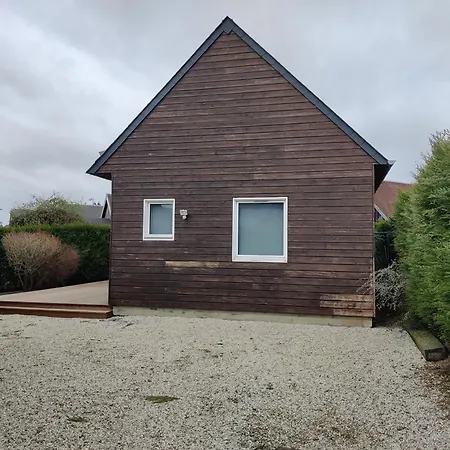 Domek alpejski Maison Calme Et Lumineuse De Plain-pied, Jardin Et Piscine *