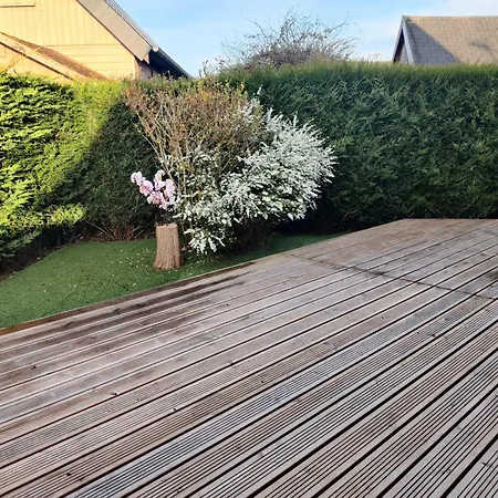 Maison Calme Et Lumineuse De Plain-pied, Jardin Et Piscine * Cabourg