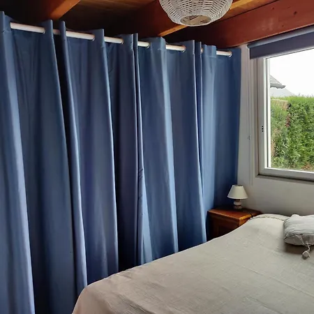 Chalet Maison Calme Et Lumineuse De Plain-pied, Jardin Et Piscine *