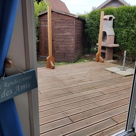 Maison Calme Et Lumineuse De Plain-pied, Jardin Et Piscine Chalet *