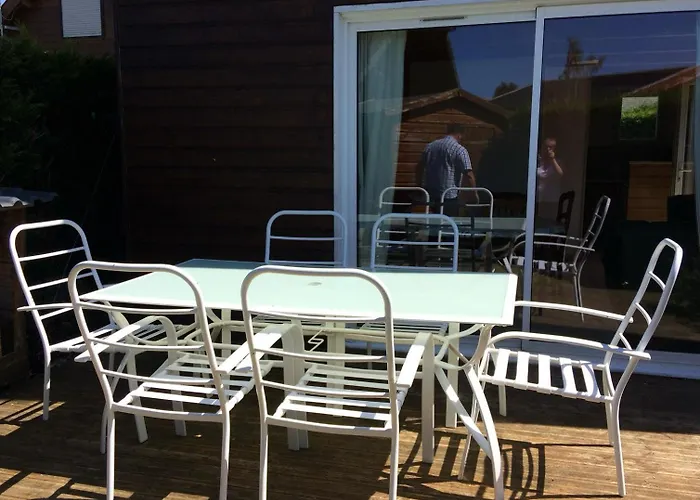 Chalet Maison Calme Et Lumineuse De Plain-pied *